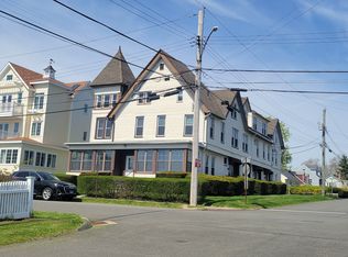 60 Hawley Ave APT 8, Milford, CT 06460
