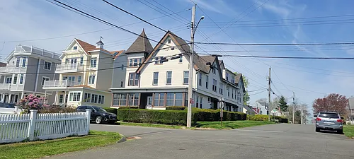 60 Hawley Ave Photo 1