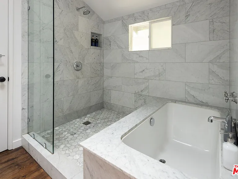 1359 Vienna Way — Photo 11