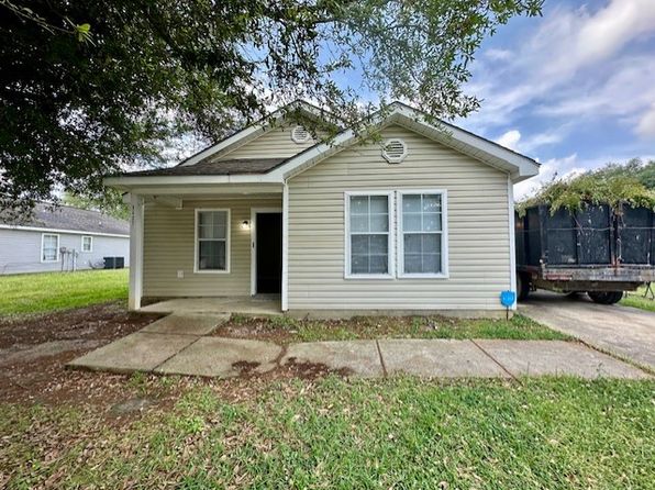 5427 McClelland Dr