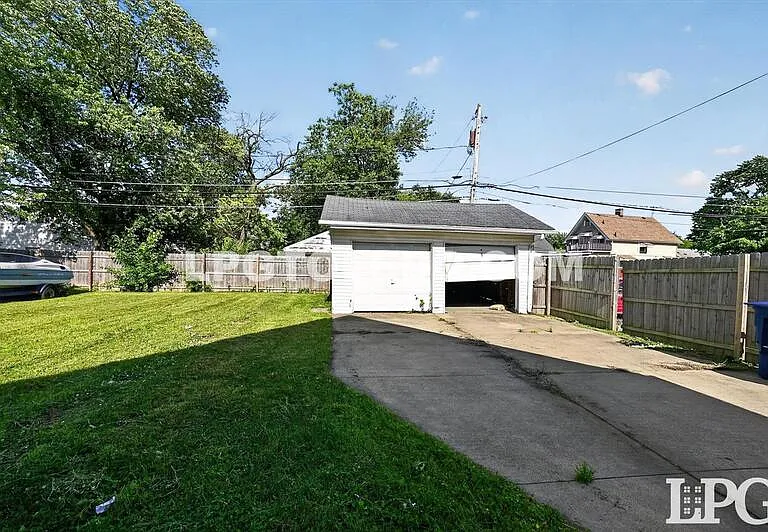 3318 Stickney Ave — Photo 38