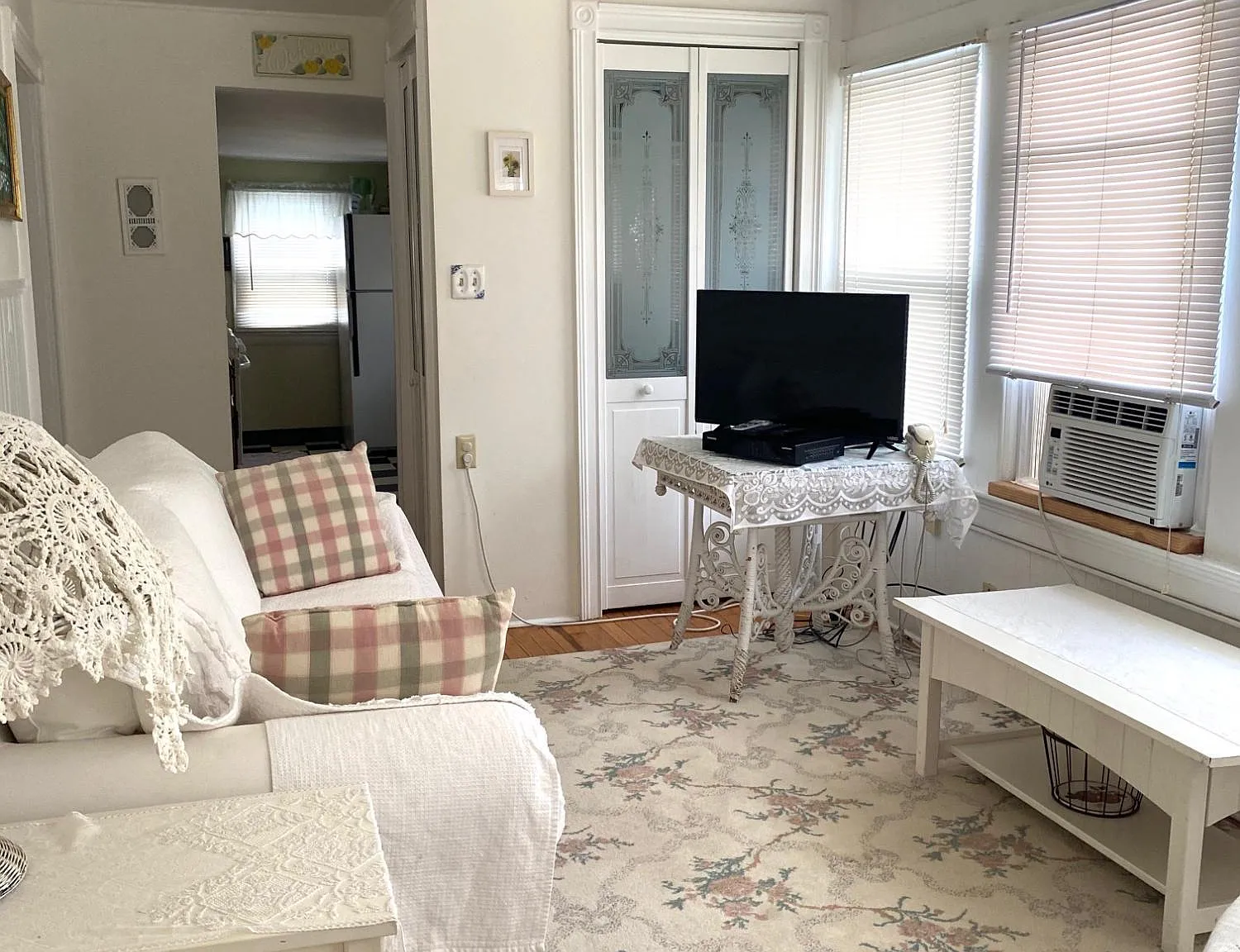 2 bed, 1357 sqft, $2,000 — Photo 4