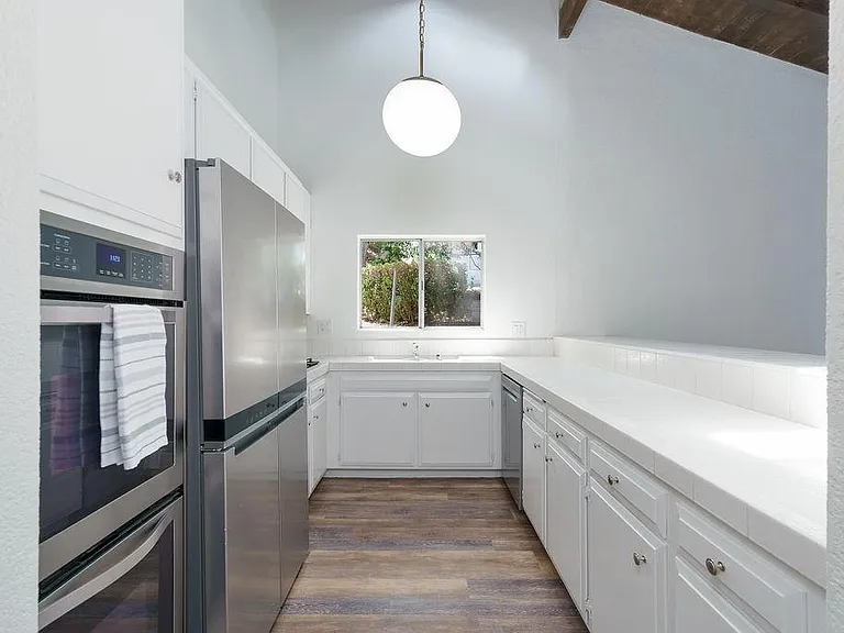 4140 Meadow Lark Dr — Photo 31