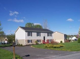 188 Sherwood Dr, Waynesboro, VA 22980