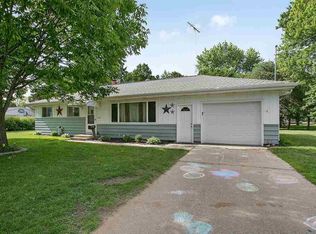 115 Quincy St, Oconto, WI 54153