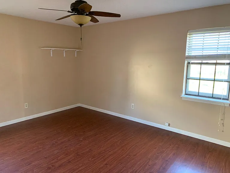 4525 Hillside Dr — Photo 1