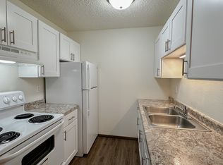 Amrock Apartments, Fargo, ND 58103