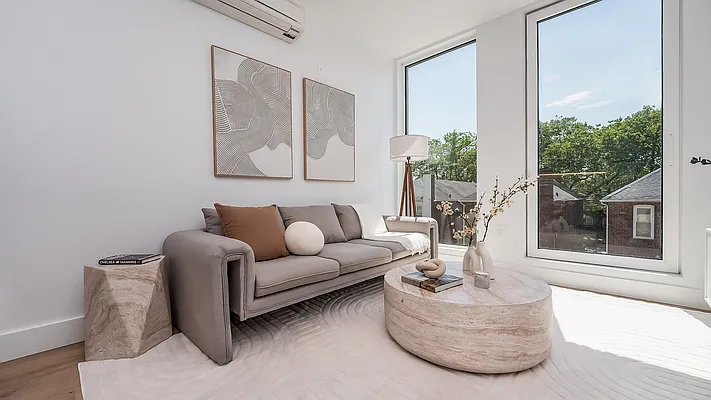 Living room, photo 5