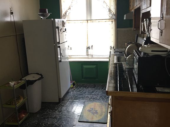 4th image of 487 E 93rd St