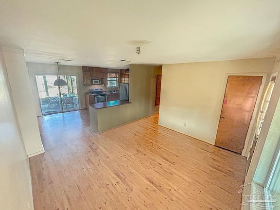 3rd image of 6511 E Shore Dr