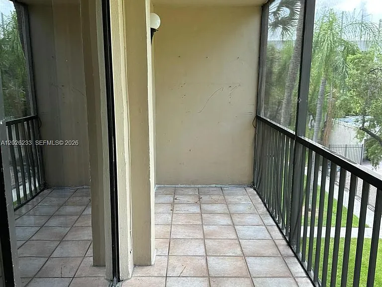 8420 SW 133rd Avenue Road 307 #307 — Photo 14