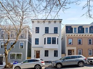 9 Monument St #TOWNHOUSE, Charlestown, MA 02129