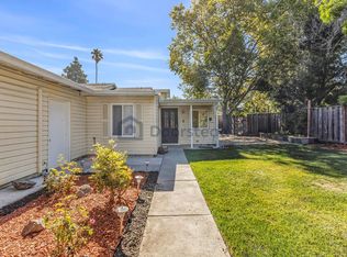 915 Farley St, Mountain View, CA 94043