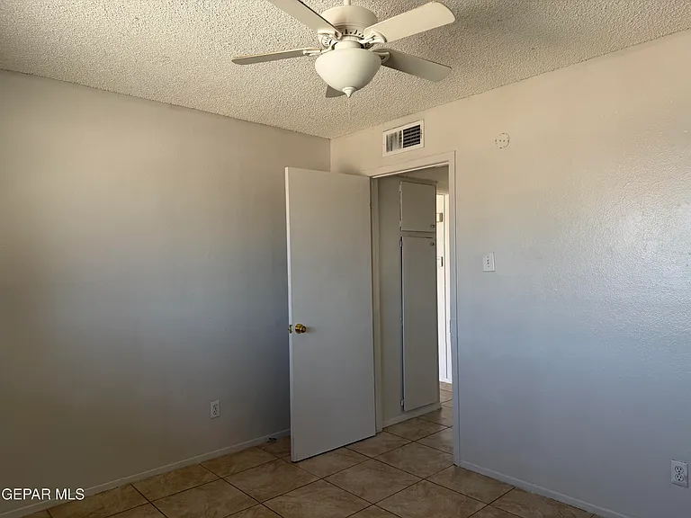 9606 Montrose Ct #11 — Photo 12