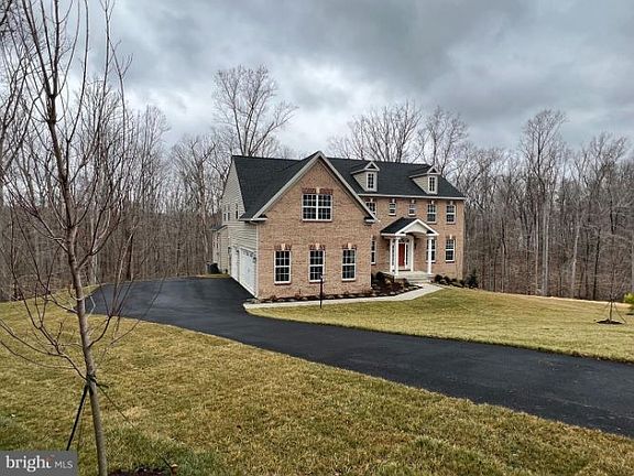 3rd image of 5520 Evesham Ct