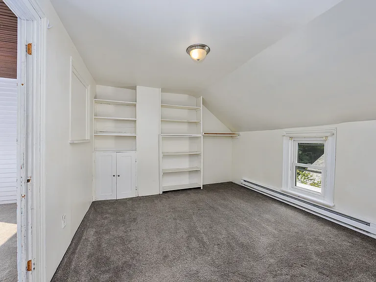 44 Grove St NE — Photo 18