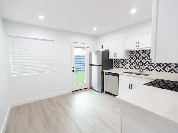 Charter Oaks, 2302 N 29th Pl APT 5, Phoenix, AZ 85008