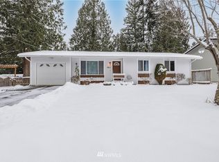 3911 Brook Ln NW, Bremerton, WA 98312