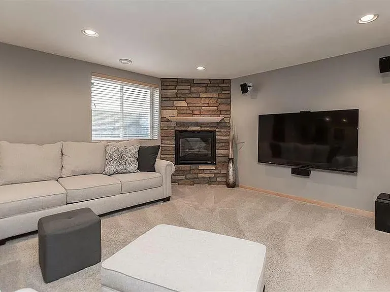 1020 Capri Dr NE — Photo 39