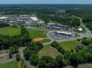 3849 Rural Retreat Rd, Burlington, NC 27215