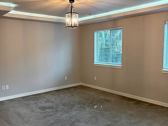 5th image of 1400 NE 72nd Way