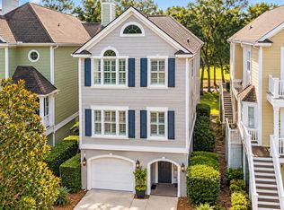 10 Commons Ct, Isle Of Palms, SC 29451