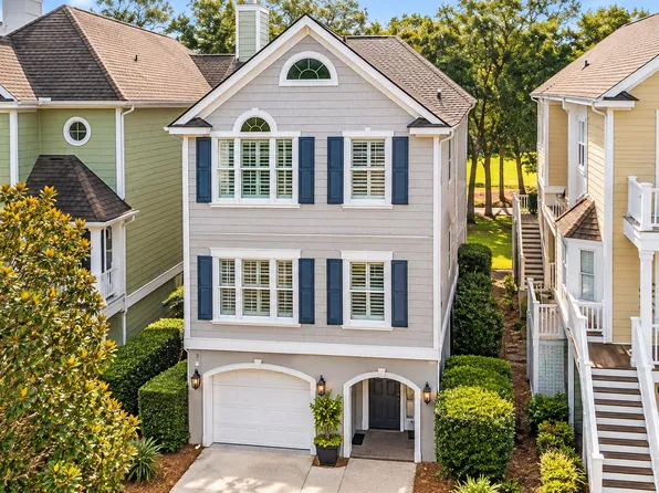 10 Commons Ct, Isle Of Palms, SC 29451