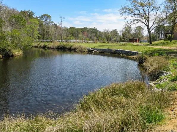 632 Gap Creek Dr, Fort Walton Beach, FL 32548