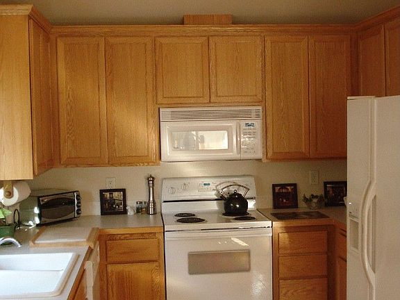 Kitchen w/ Vaulted Ceiling