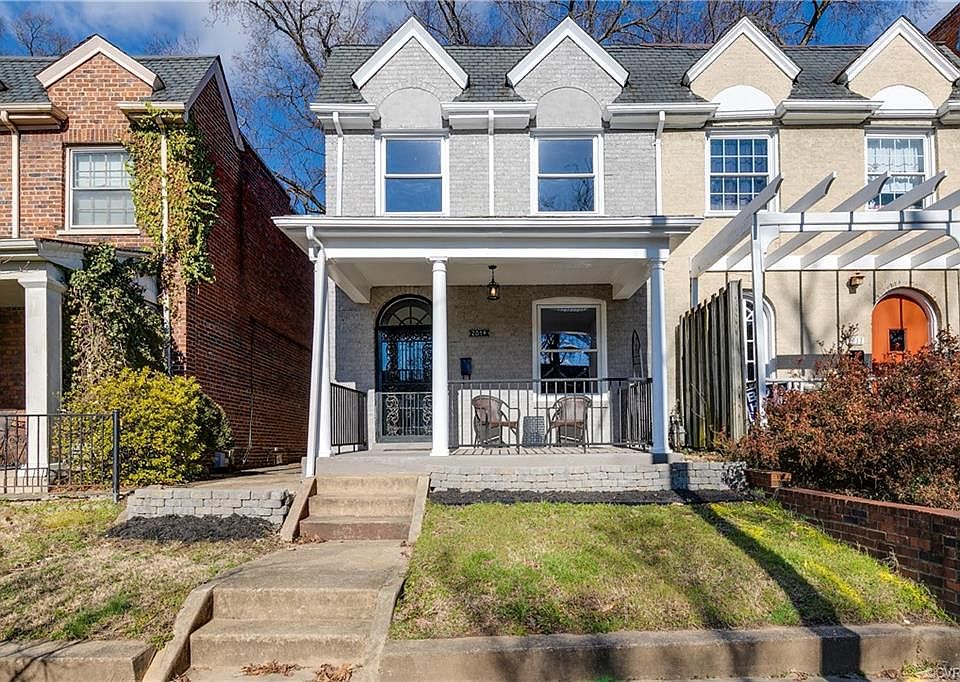 1st image of 2014 Rosewood Ave