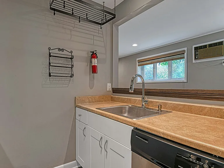 31 Home Pl #1 — Photo 21