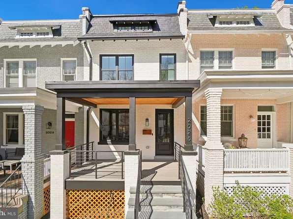 2026 37th St NW, Washington, DC 20007