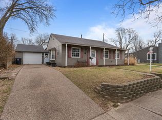 3658 15th Avenue Ct, Moline, IL 61265