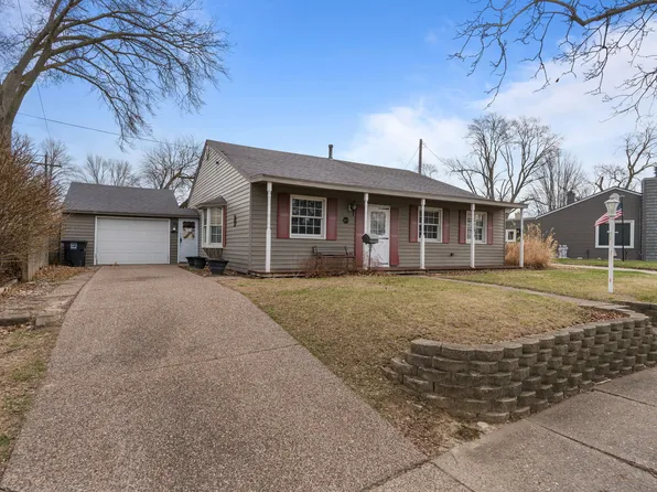 3658 15th Avenue Ct, Moline, IL 61265