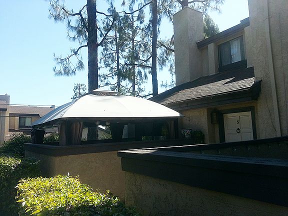 2nd image of 1484 Corson St. Unit 5