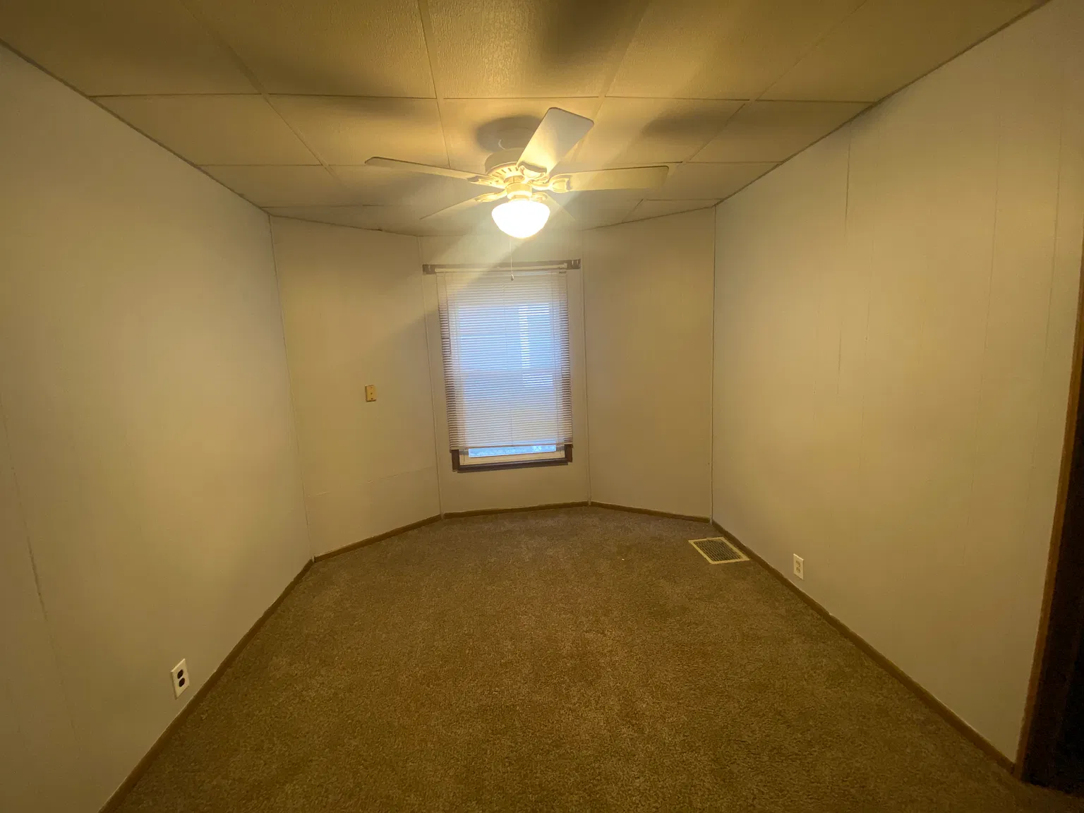2 bed, $850 — Photo 4