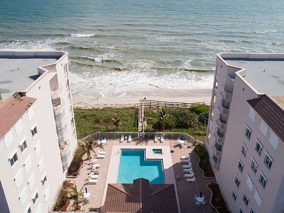 2nd image of 2085 Highway A1a APT 3302