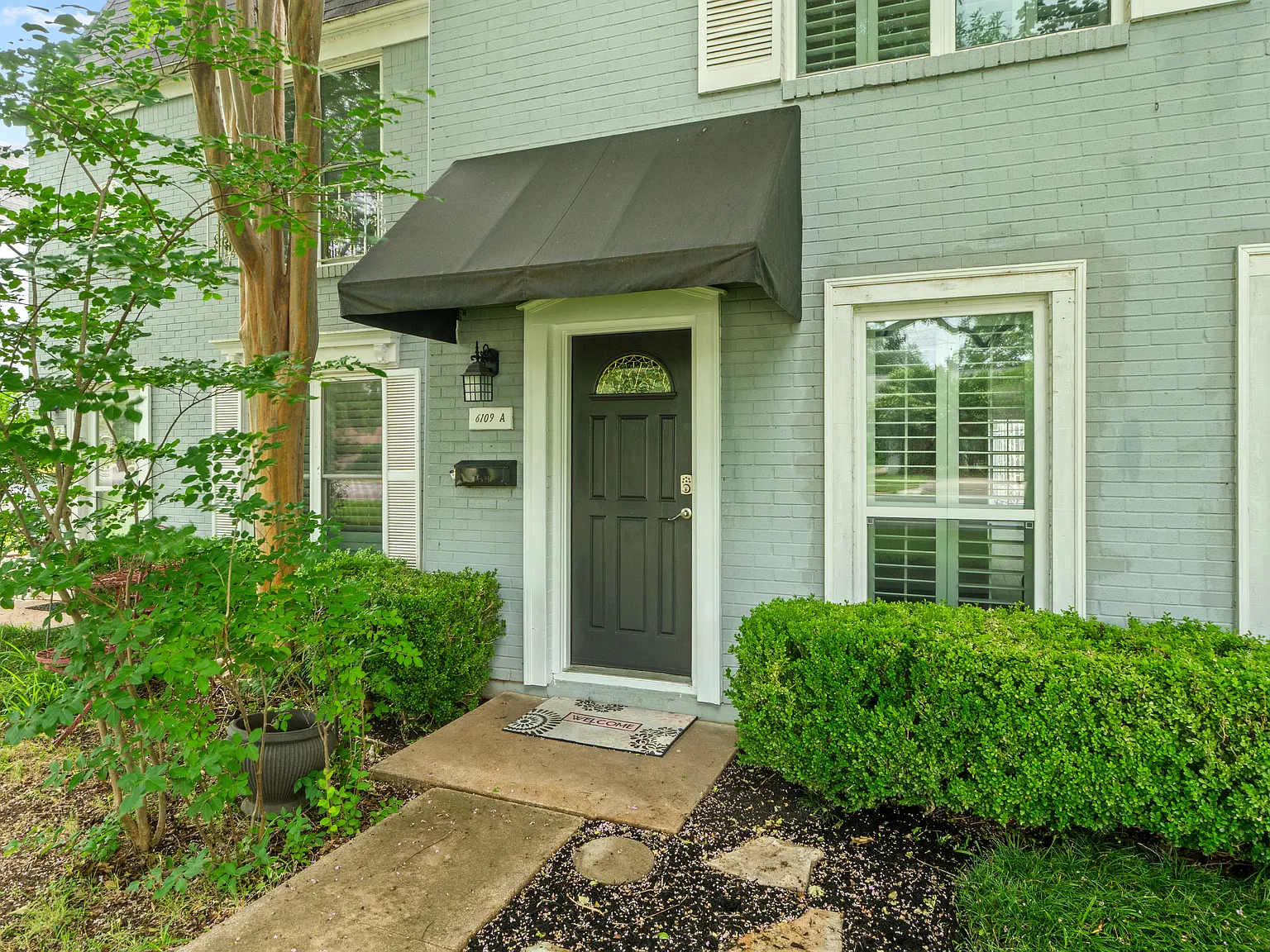 3 bed, 2.5 bath, 1551 sqft, $3,000 — Photo 2