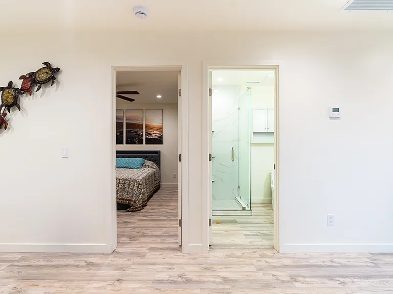 181 Parnassus Cir — Photo 9