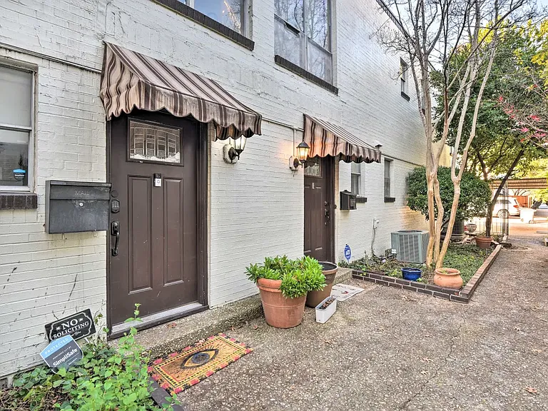 4147 Wycliff Ave — Photo 23