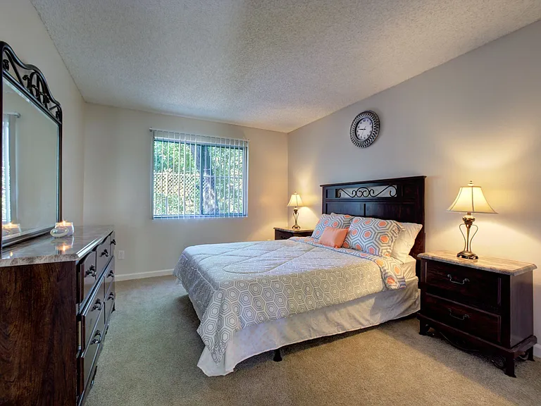 Fair Oaks Apartments — Photo 7