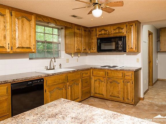 4th image of 1395 S Lewis Woods Ln