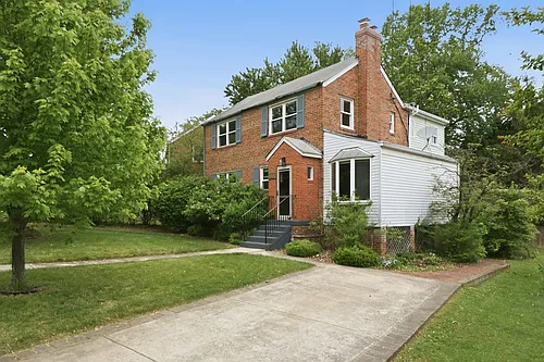 8007 Wildwood Dr Photo 1