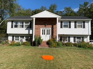 453 Lyons Rd, Basking Ridge, NJ 07920