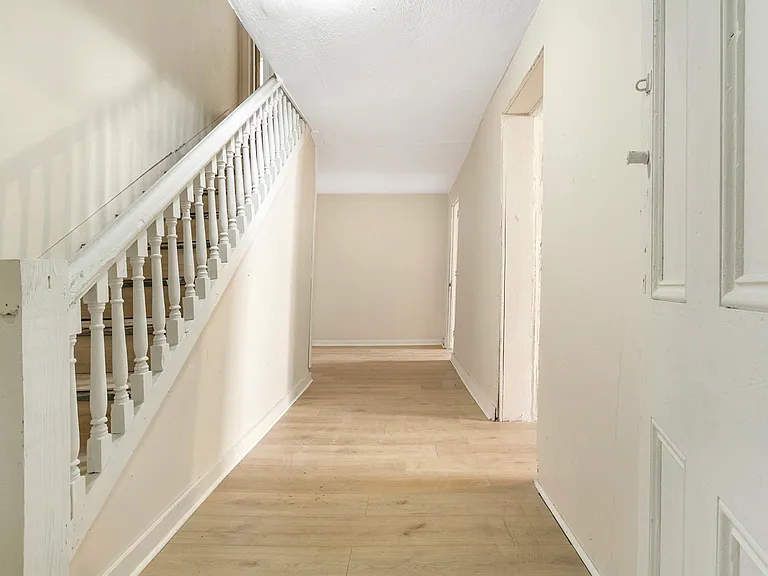 1031 Ash St — Photo 19