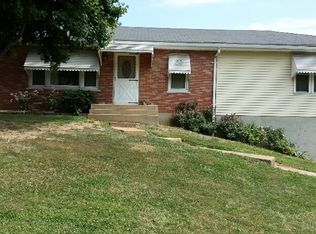 47 Will Dr, Fenton, MO 63026