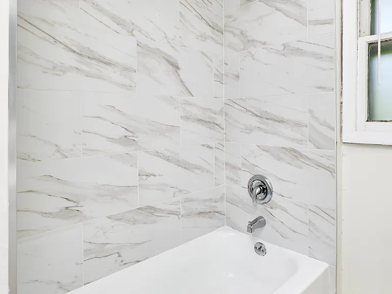 6009 Bermuda Dr — Photo 18