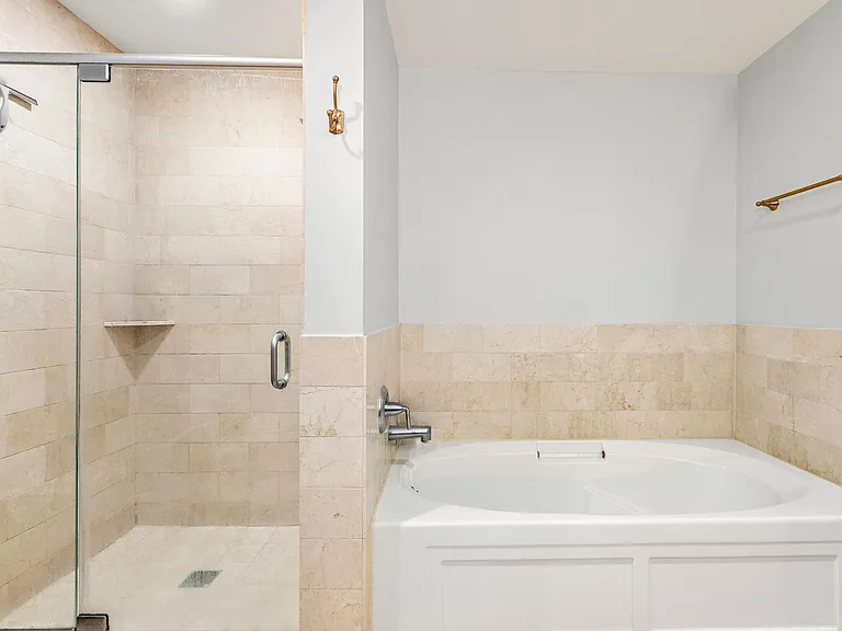 1125 Maxwell Ln #504 — Photo 14