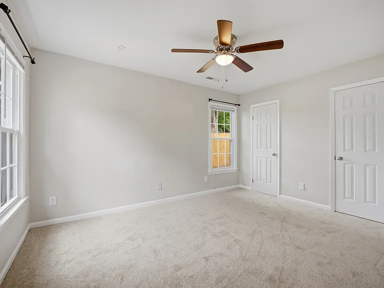 2252 Newstead Dr — Photo 32
