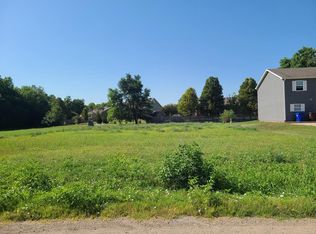 B1-L9 W Union St, Lindsborg, KS 67456